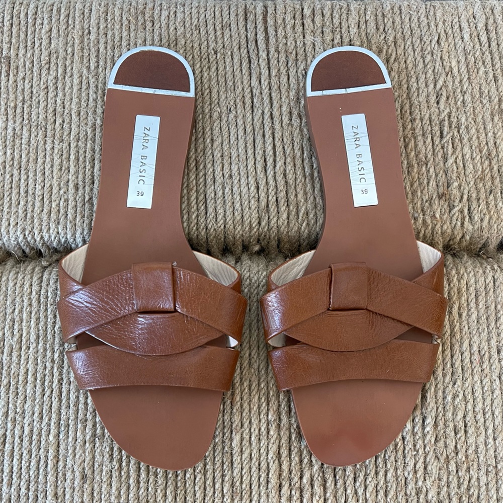 Zara Brown Leather Sandals.